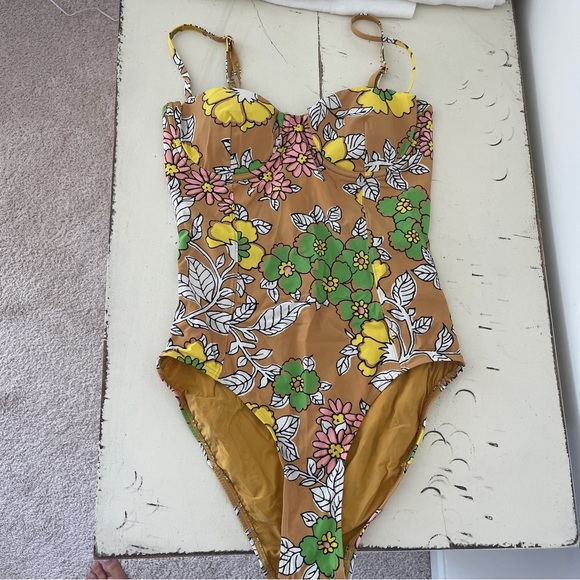 TORY BURCH ONE PIECE - Picture 2 of 9